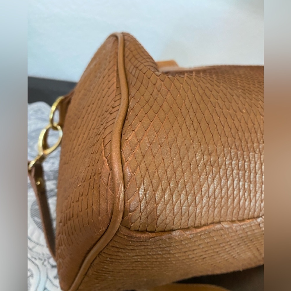 Cynthia Rowley leather satchel snakeskin texture, gold-tone hardware,tassel,Brn - Picture 8 of 17